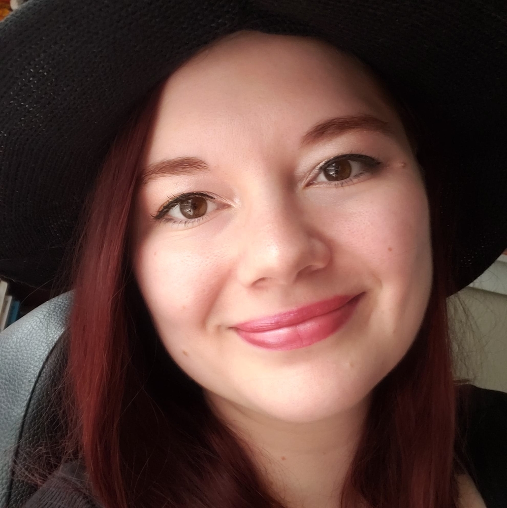 Meet your Posher, Jacqueline